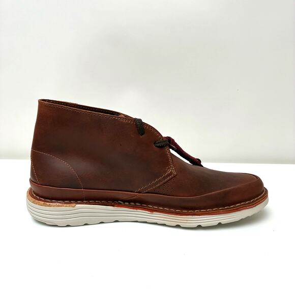 NIB Clarks Men\'s Bruno Top Chukka Brown Leather Boots - US10.5 D; EU44 main image 12